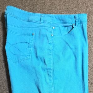 Chico's Bright Blue Women's Cropped Jeans